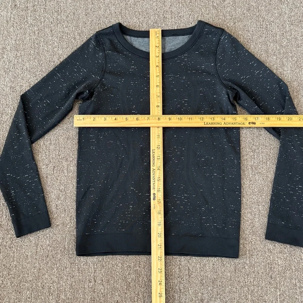 Lululemon Swiftly Tech Long Sleeve Crew Black White Speckled Space‎ Dye Top